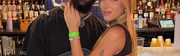 APP下载-💕埃杜19岁女儿与27岁道格拉斯·路易斯公开恋情，社媒甜蜜互动