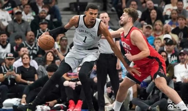 娱乐平台-狂输66分！申京成火箭漏洞，美媒晒防守数据，谢泼德确实被冤枉了|卡佩拉|马刺|凯文·杜兰特|圣安东尼奥马刺队|阿尔佩伦-申京_新浪新闻